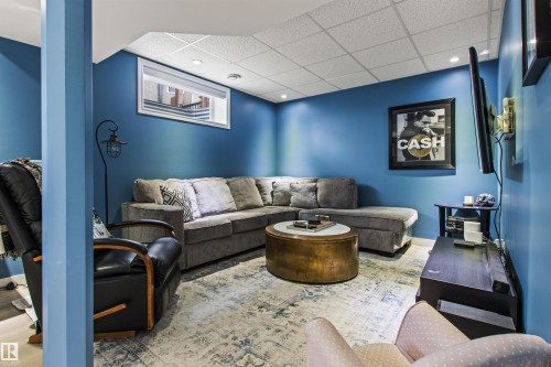 16 Desevigny Place, St. Albert, AB - Indoor