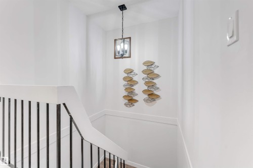 18010 96 Ave Nw, Edmonton, AB - Indoor Photo Showing Other Room