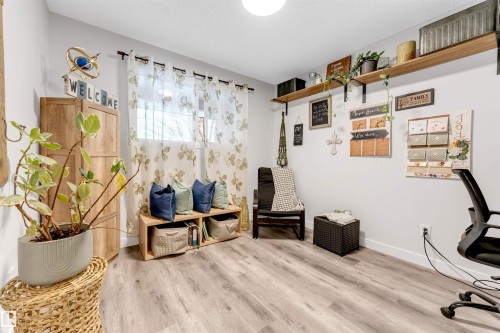 18010 96 Ave Nw, Edmonton, AB - Indoor Photo Showing Other Room