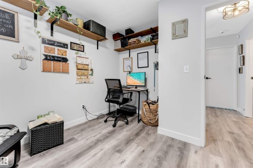 18010 96 Ave Nw, Edmonton, AB - Indoor