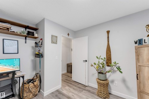 18010 96 Ave Nw, Edmonton, AB - Indoor Photo Showing Other Room