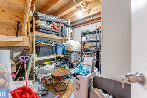 18010 96 Ave Nw, Edmonton, AB - Indoor