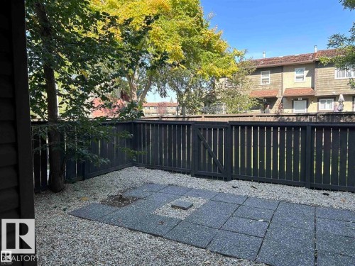 18010 96 Ave Nw, Edmonton, AB - Outdoor