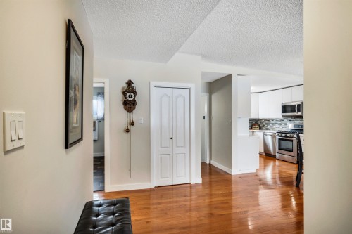 7811 134B Avenue, Edmonton, AB - Indoor