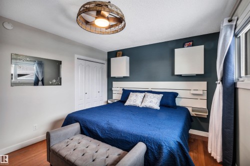 7811 134B Avenue, Edmonton, AB - Indoor Photo Showing Bedroom