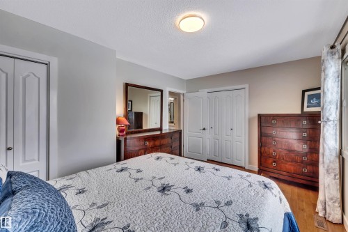 7811 134B Avenue, Edmonton, AB - Indoor Photo Showing Bedroom
