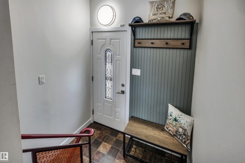 7811 134B Avenue, Edmonton, AB - Indoor Photo Showing Other Room