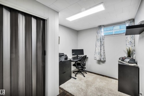 7811 134B Avenue, Edmonton, AB - Indoor