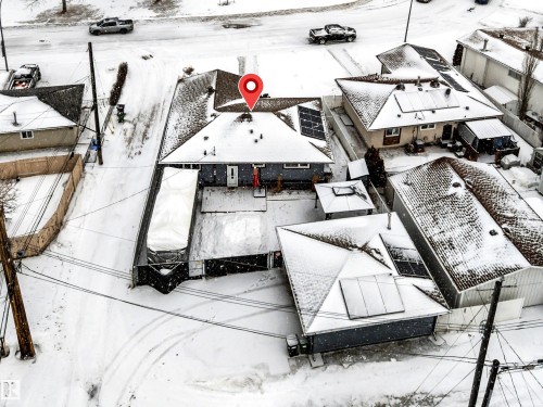 7811 134B Avenue, Edmonton, AB - Outdoor