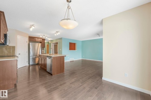 17535 13 Avenue, Edmonton, AB - Indoor Photo Showing Kitchen
