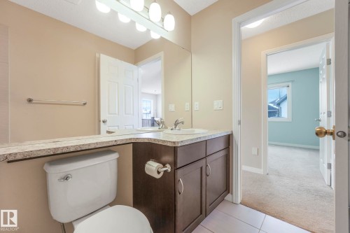 17535 13 Avenue, Edmonton, AB - Indoor Photo Showing Bathroom