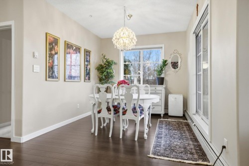 120 1144 Adamson Drive, Edmonton, AB - Indoor Photo Showing Dining Room