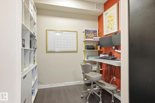 120 1144 Adamson Drive, Edmonton, AB - Indoor