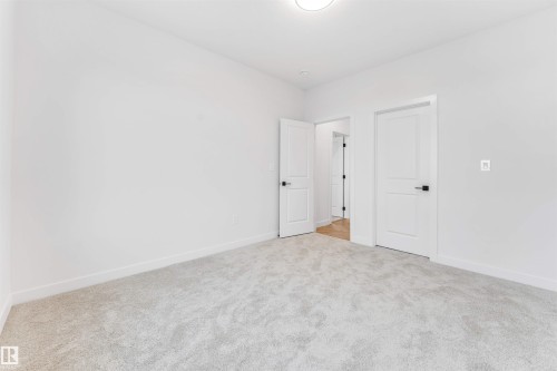 21 Trill Point(E), Spruce Grove, AB - Indoor Photo Showing Other Room