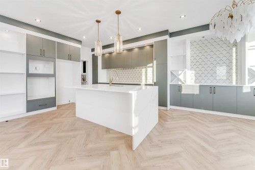 21 Trill Point(E), Spruce Grove, AB - Indoor Photo Showing Kitchen