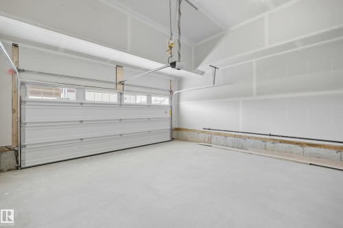 8909 223A Street, Edmonton, AB - Indoor Photo Showing Garage