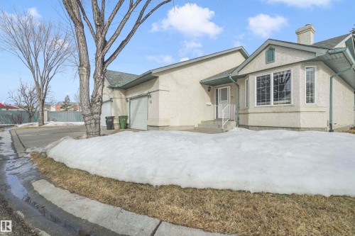 13 9420 172 Street, Edmonton, AB - Outdoor