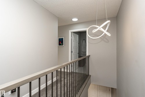 20318 15A Avenue, Edmonton, AB - Indoor Photo Showing Other Room