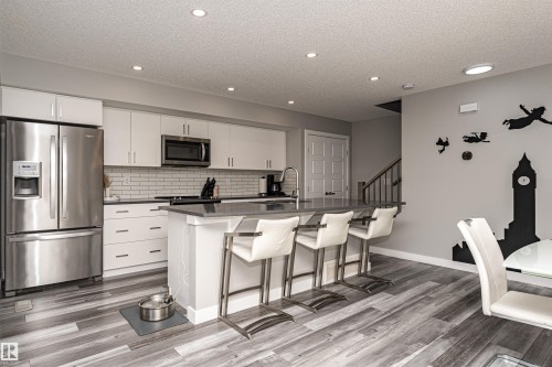 20318 15A Avenue, Edmonton, AB - Indoor Photo Showing Kitchen With Upgraded Kitchen