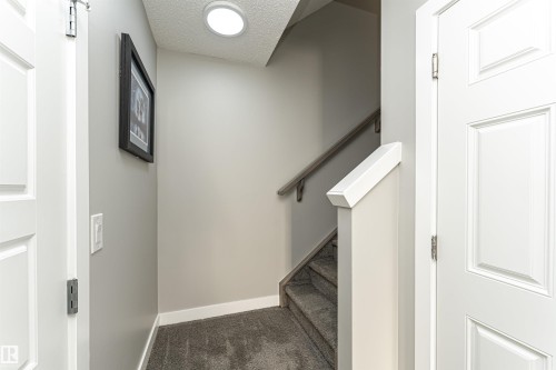 20318 15A Avenue, Edmonton, AB - Indoor Photo Showing Other Room