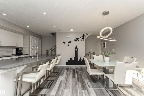 20318 15A Avenue, Edmonton, AB - Indoor Photo Showing Dining Room