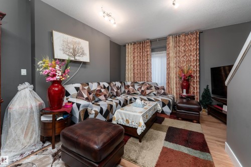 37 13003 132 Avenue, Edmonton, AB - Indoor