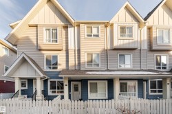 37 13003 132 Avenue  Edmonton, AB T5L 3R2