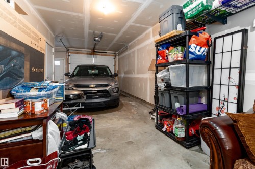 37 13003 132 Avenue, Edmonton, AB - Indoor Photo Showing Garage