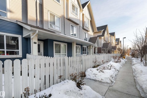 37 13003 132 Avenue, Edmonton, AB - Outdoor