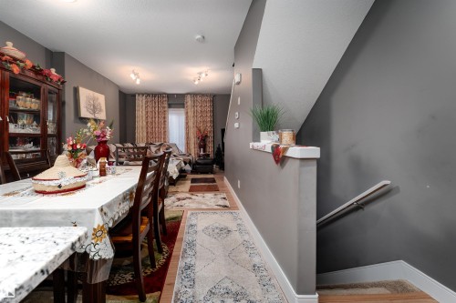 37 13003 132 Avenue, Edmonton, AB - Indoor Photo Showing Dining Room