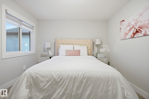 9831 223 Street, Edmonton, AB - Indoor Photo Showing Bedroom