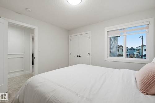 9831 223 Street, Edmonton, AB - Indoor Photo Showing Bedroom