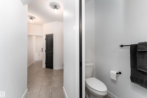 39 Jacobs Close, St. Albert, AB - Indoor Photo Showing Bathroom
