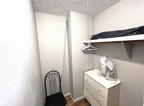 103 8310 Jasper Avenue, Edmonton, AB - Indoor