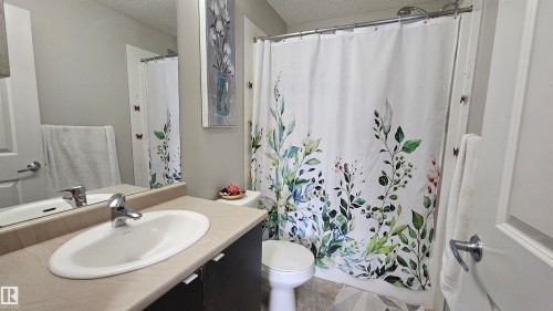 444 348 Windermere Road, Edmonton, AB - Indoor Photo Showing Bathroom