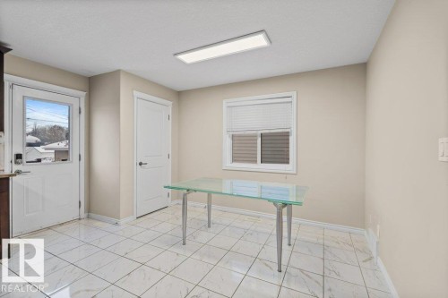 10639 70 Avenue, Edmonton, AB - Indoor Photo Showing Other Room