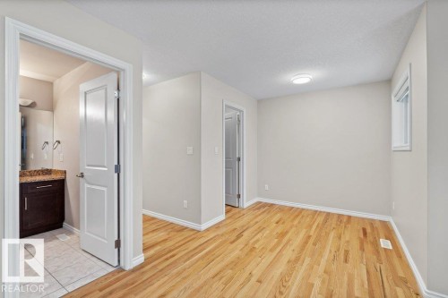 10639 70 Avenue, Edmonton, AB - Indoor Photo Showing Other Room