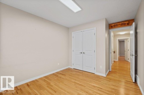 10639 70 Avenue, Edmonton, AB - Indoor Photo Showing Other Room
