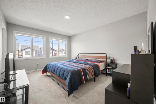 1745 Erker Way, Edmonton, AB - Indoor Photo Showing Bedroom