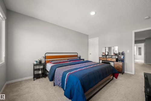 1745 Erker Way, Edmonton, AB - Indoor Photo Showing Bedroom