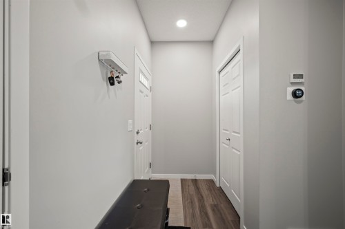 1745 Erker Way, Edmonton, AB - Indoor Photo Showing Other Room