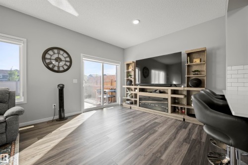 1745 Erker Way, Edmonton, AB - Indoor