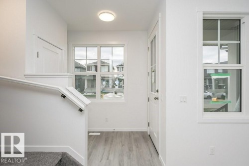 335 Edgemont Drive, Edmonton, AB - Indoor Photo Showing Other Room