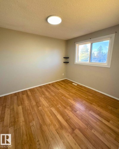 1504 62 Street, Edmonton, AB - Indoor Photo Showing Other Room