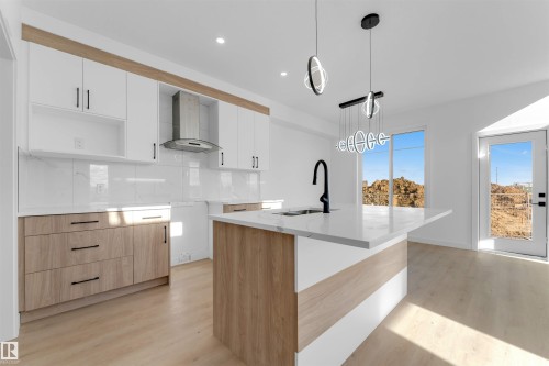 3917 36 Street, Beaumont, AB - Indoor Photo Showing Kitchen With Upgraded Kitchen