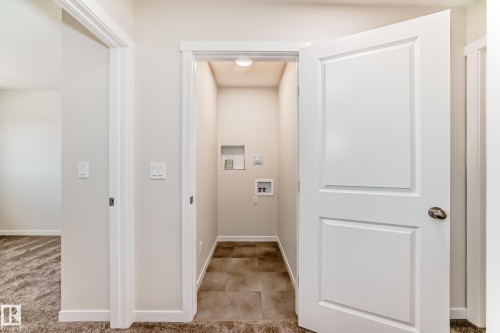17548 63 Street, Edmonton, AB - Indoor Photo Showing Other Room