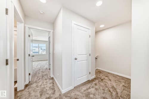 17548 63 Street, Edmonton, AB - Indoor Photo Showing Other Room
