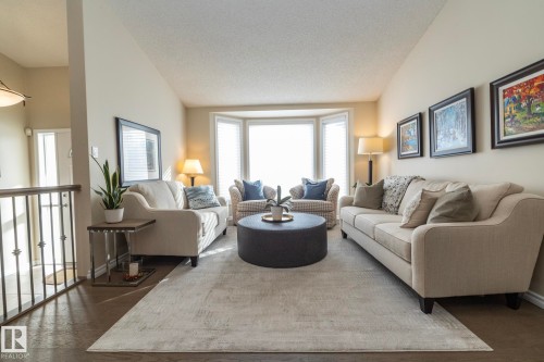 Living room with baseboards - 932 110A Street, Edmonton, AB - Indoor Photo Showing Living Room