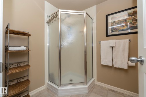 Bathroom featuring a shower stall - 932 110A Street, Edmonton, AB - Indoor Photo Showing Bathroom