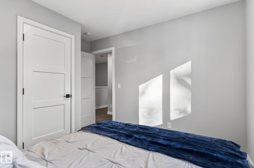 View of bedroom - 9103 120 Avenue, Edmonton, AB - Indoor Photo Showing Bedroom